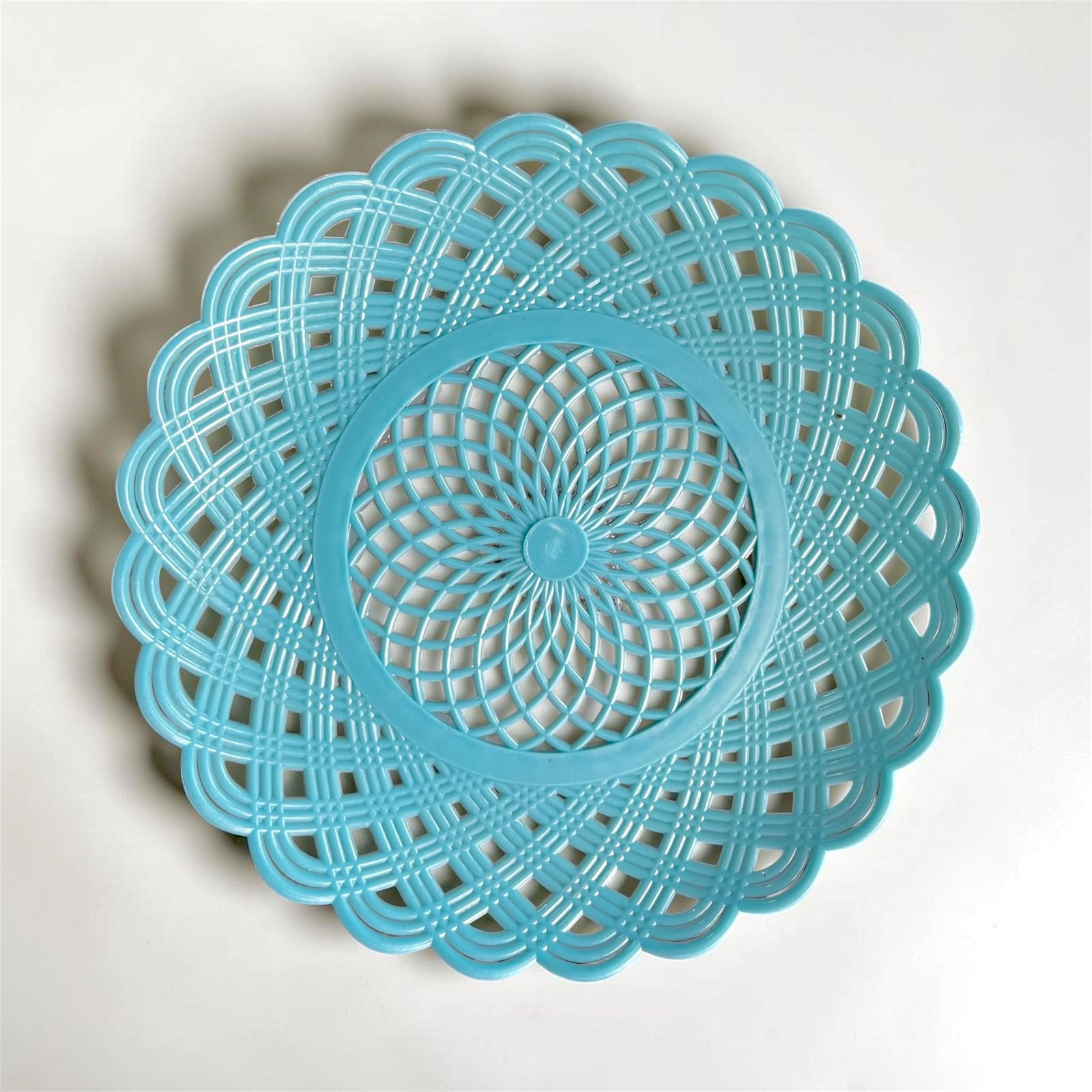 Piring Rotan Plastik Biru Muda